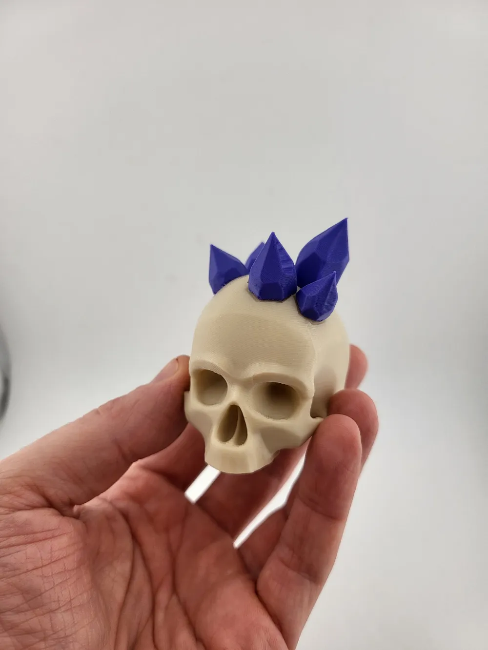 skull crystal desk no ams thumbnail 2