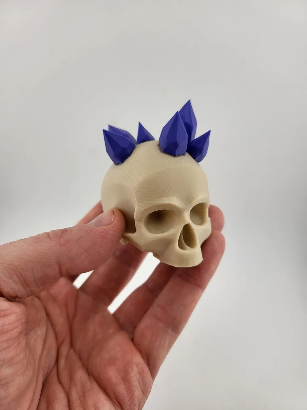 skull crystal desk no ams thumbnail 3