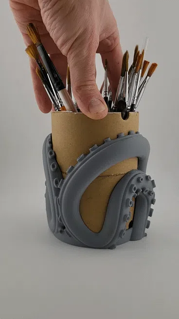 Cardboard Spools pen brush tool holder recycling thumbnail 2