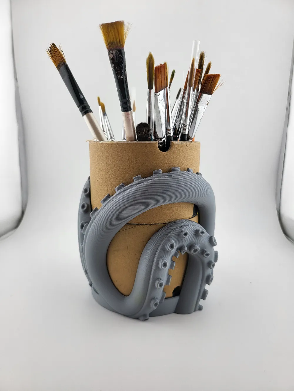 Cardboard Spools pen brush tool holder recycling thumbnail 4