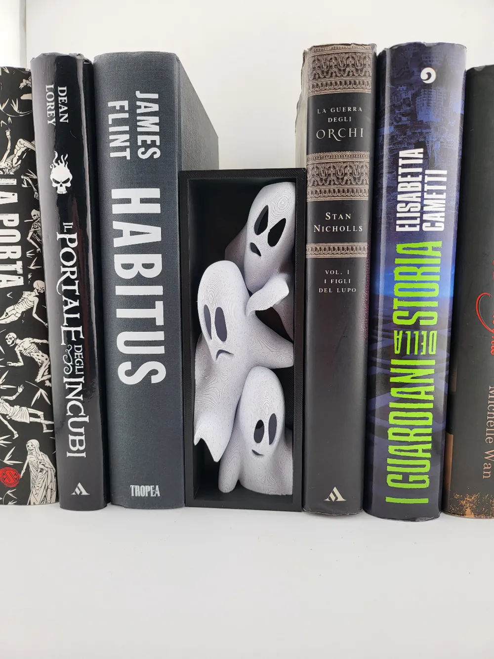 book nook ghost toon thumbnail 3