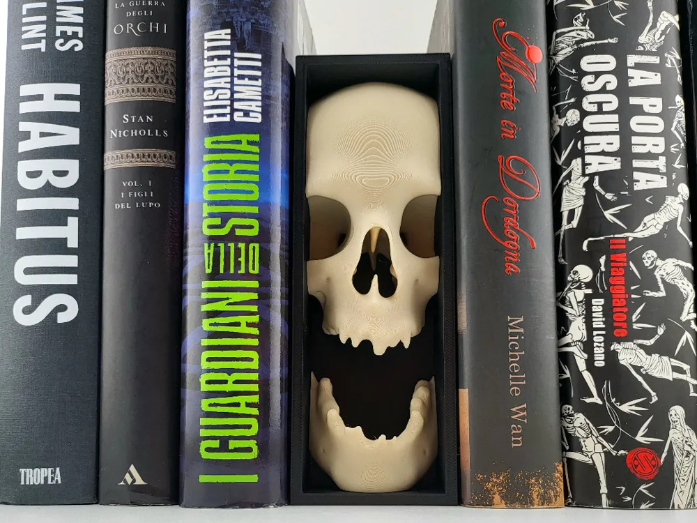 book nook skull horror style