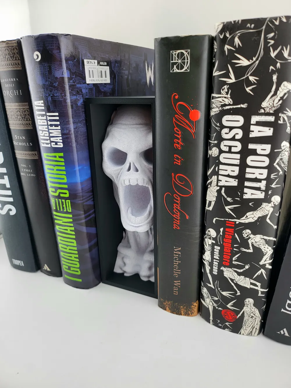 book nook horror zombie thumbnail 4