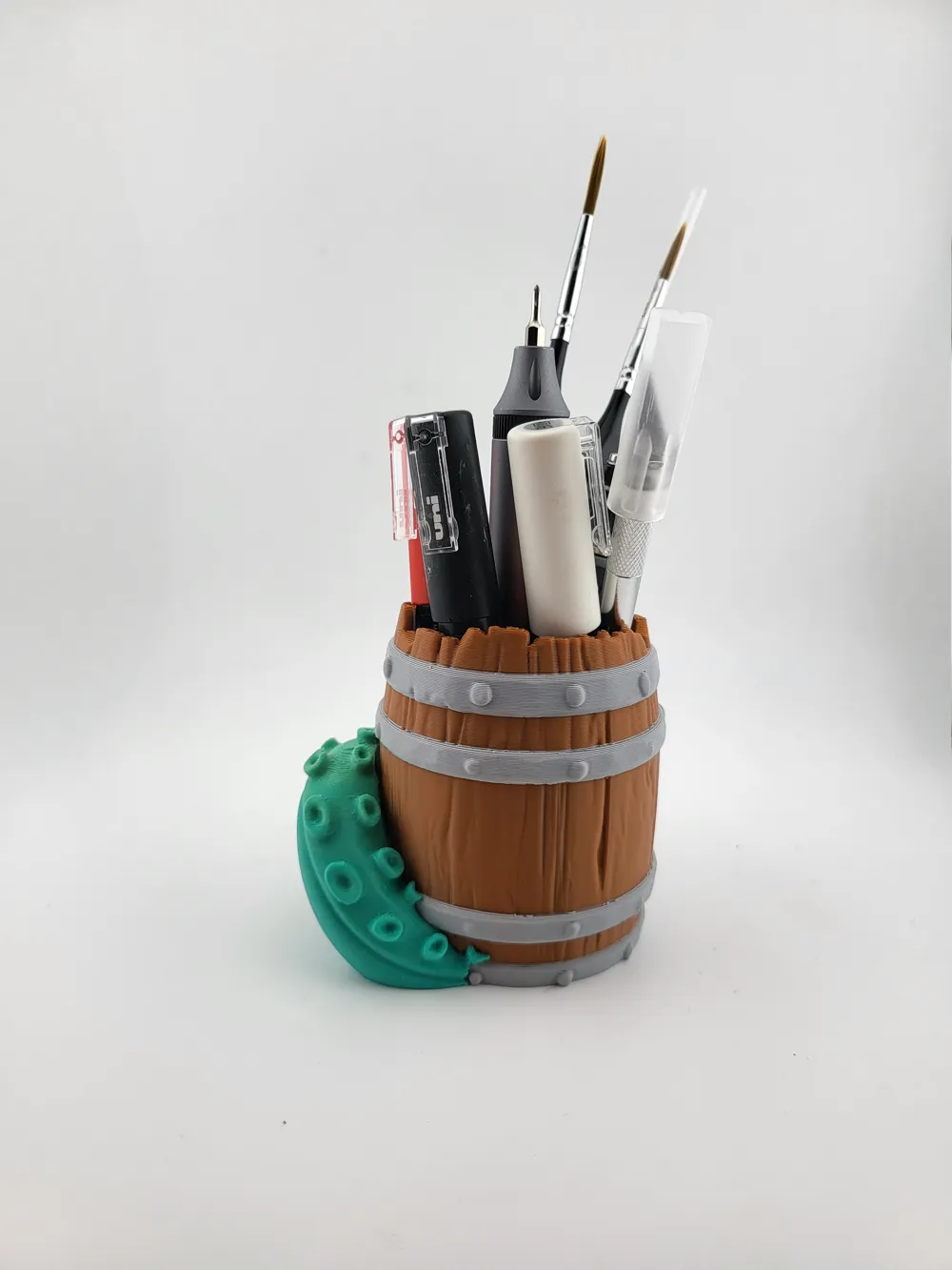 Pen holder in the shape of a barrel with tentacle thumbnail 3