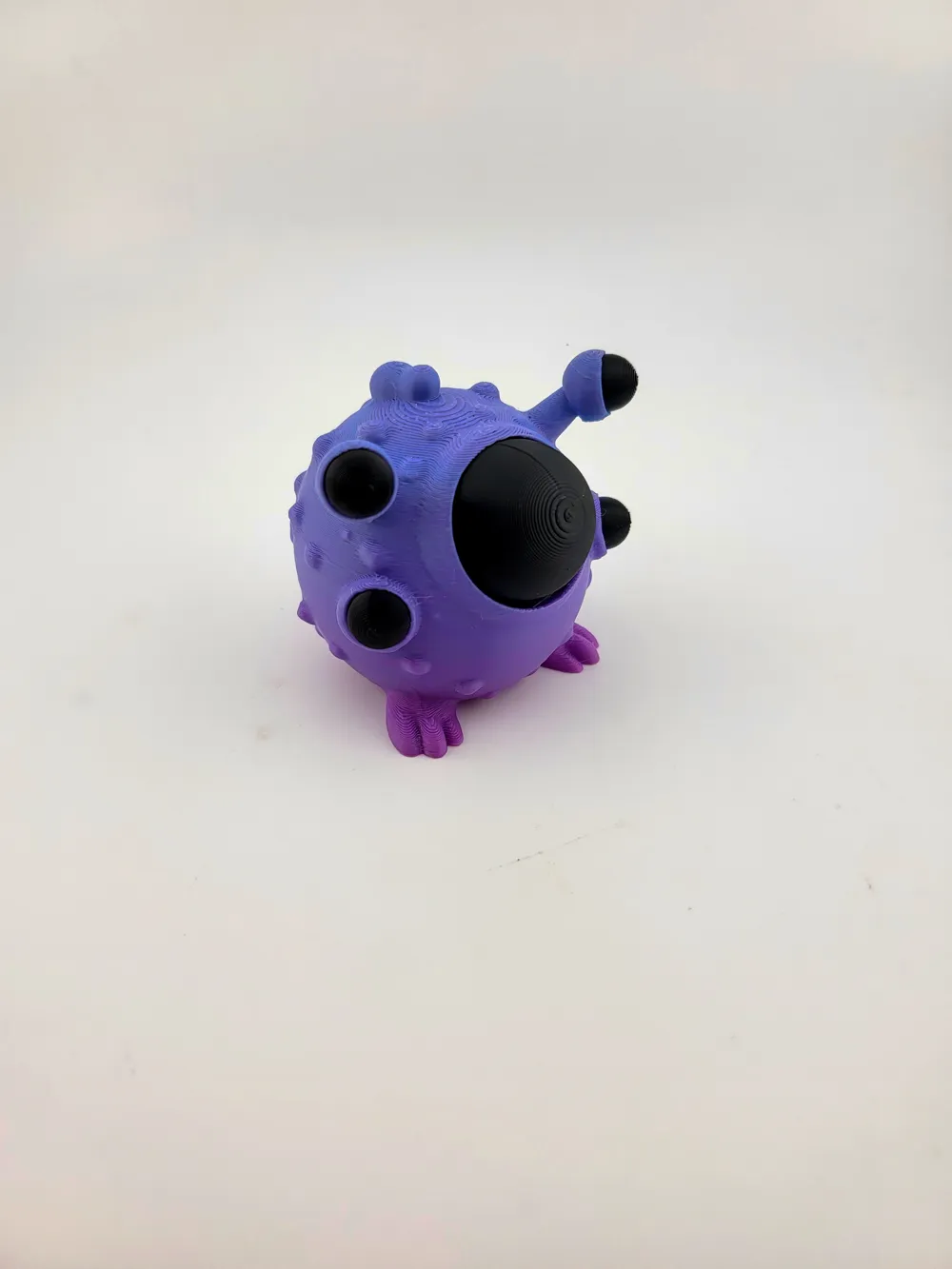 MonoBlob – The Kawaii Five Eyed Space Monster thumbnail 3