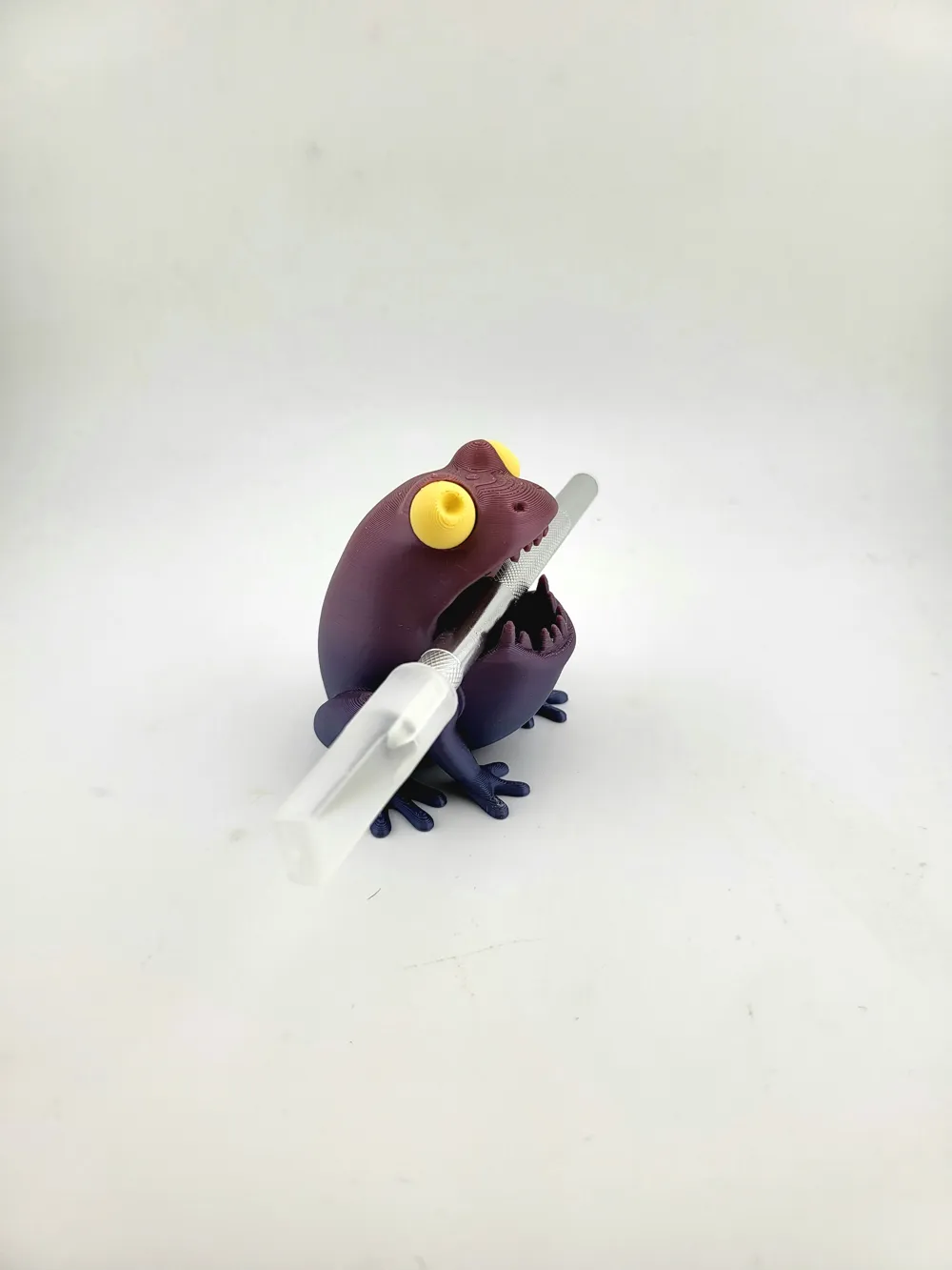 pen holder frog thumbnail 4