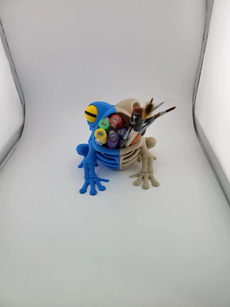 Frog Pen Holder Creepy Desk Organizer skeleton thumbnail 3